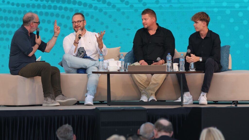 Alex Mirschel KI im Tourismus Paneldiskussion Dialogtage Hurghada